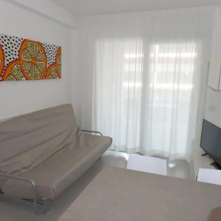 Apartamento Modern With Rooftop Pool