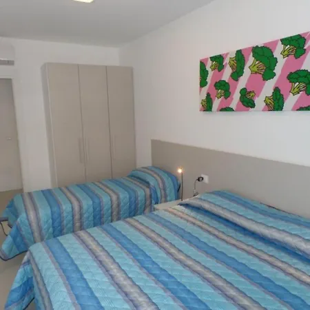 Apartment Modern With Rooftop Pool Bibione